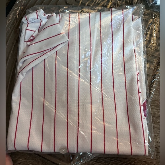 2022 Fanatics MLB replica jersey of the Philadelphia Phillies - Picture 2 of 2